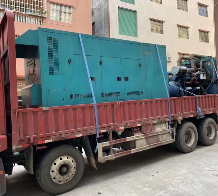 崂山如何在不同负载率下确保 400KW 柴油发电机组的正常运行？